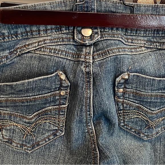 Tattoo women’s jeans - Picture 3 of 6